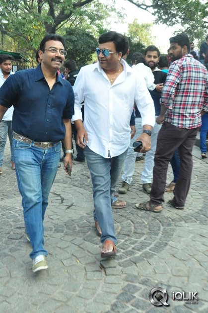 Celebs-at-Khaidi-No-150-Movie-Screening